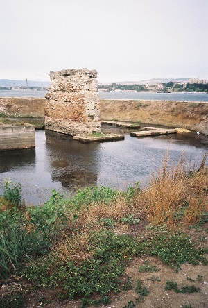 Ostaci Trajanovog mosta kod Kladova na Dunavu